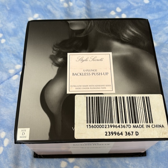 U-Plunge backless push-up - Picture 4 of 4